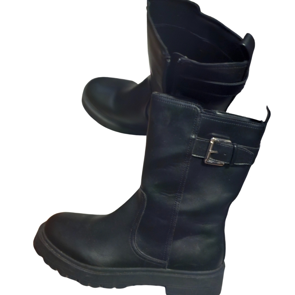 Black Leather Buckle Boots